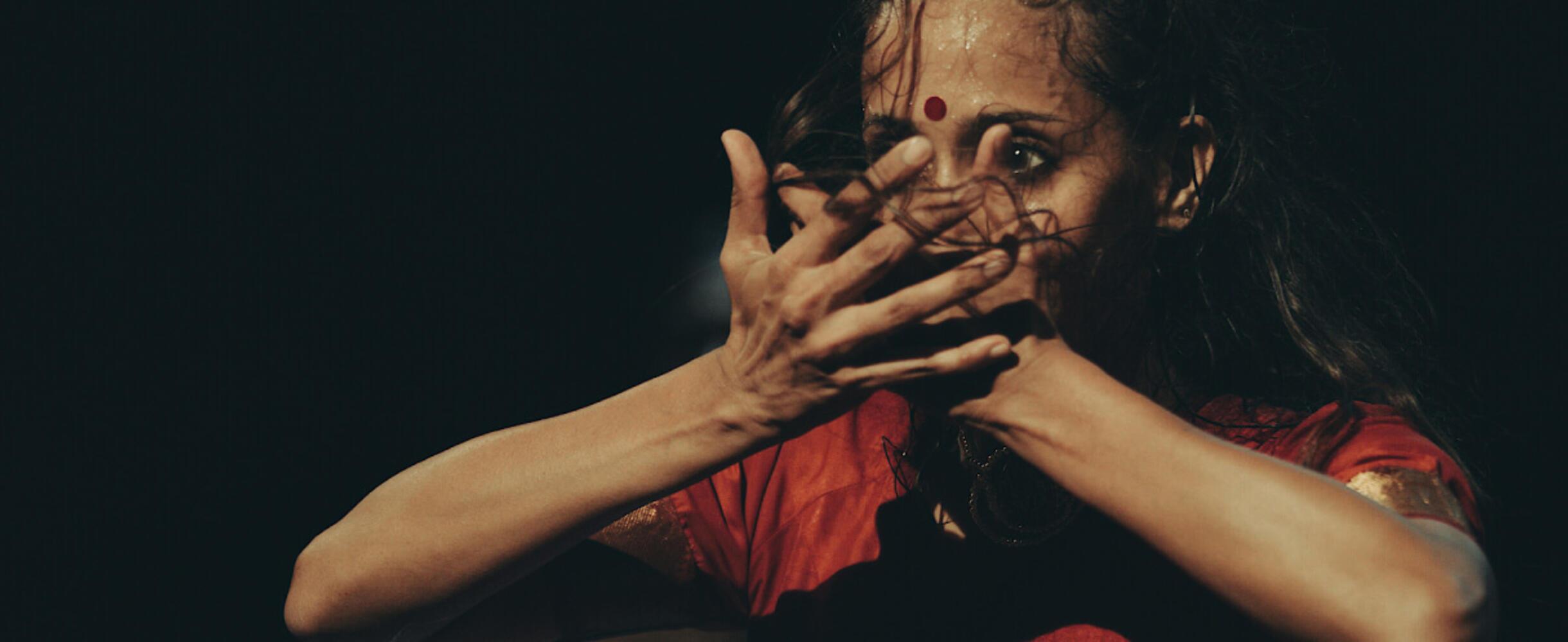 Mythili Prakash - She’s Auspicious (c) Maxime Dos