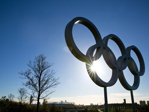 Sillouhette of Olympic rings