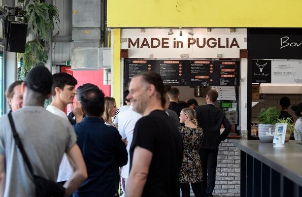 People queuing for Hackney Bridge stall