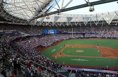 Image of crowds at MLB London Series 2024